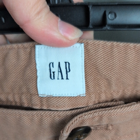 GAP Women's Tan Wide Legged Cropped Pants - Picture 5 of 7